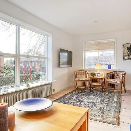 6 Person In Strandby-by Traum Сasa de vacaciones Strandby