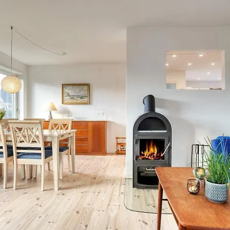 6 Person In Strandby-by Traum Сasa de vacaciones